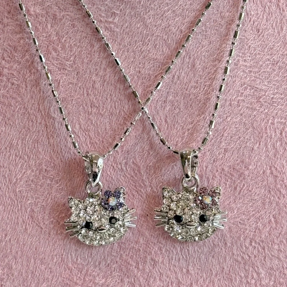 Hello Kitty Crystal Pendant Charm‎ Necklace with Pink Flower